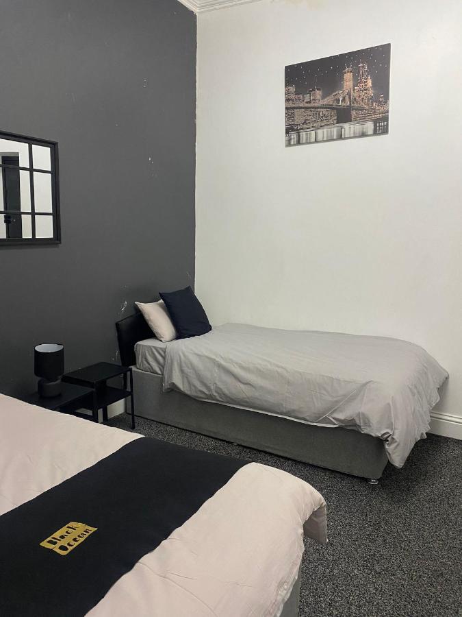 بلاكبول Black Ocean Holiday Apartments المظهر الخارجي الصورة